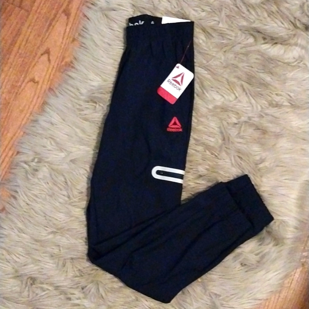 NWT Reebok navy  pant sz 8